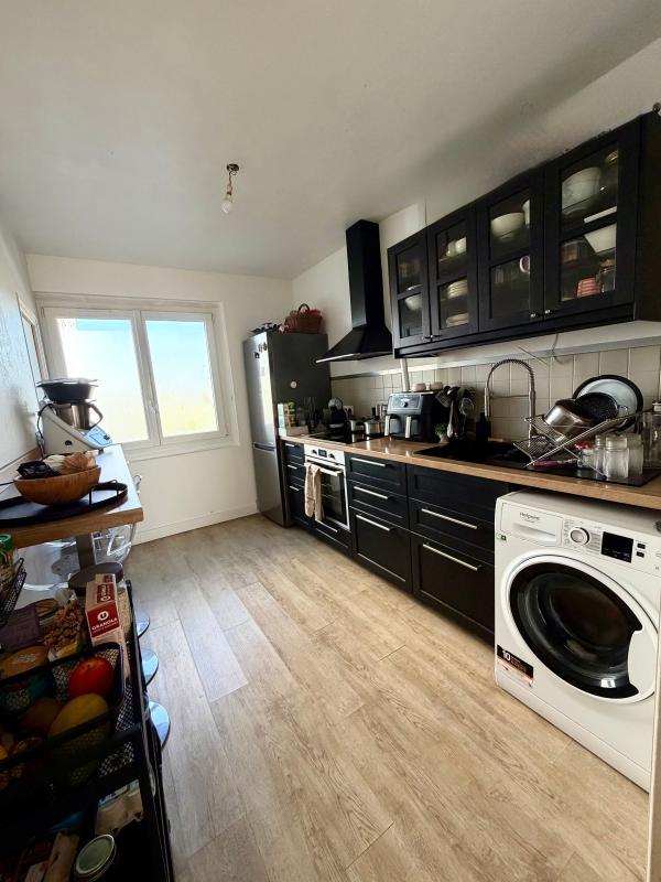 Appartement - 83 m² - 5 pièces