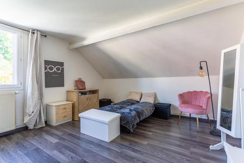 Maison - 191 m² - 9 pièces