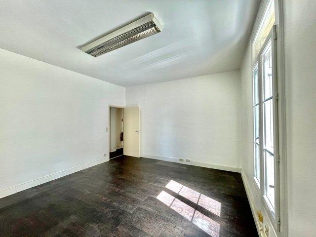 Appartement - 85 m² - 3 pièces