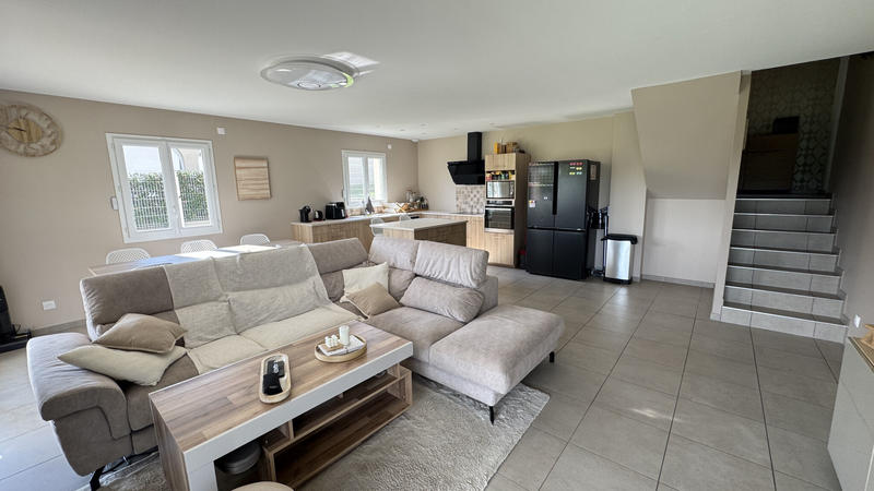 Maison - 120 m² - 5 pièces