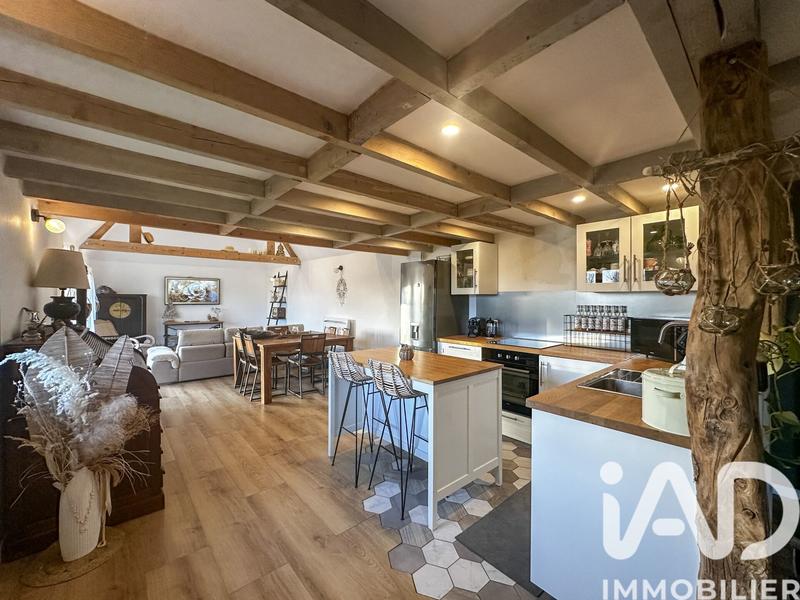 Maison - 99 m² - 4 pièces