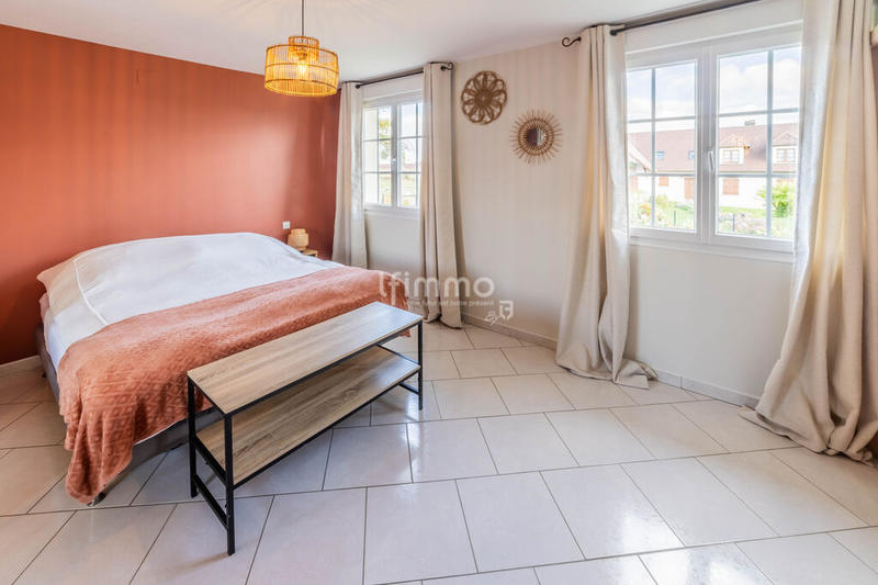 Maison - 145 m² - 5 pièces