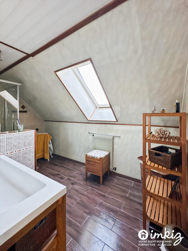 Maison - 93 m² - 4 pièces