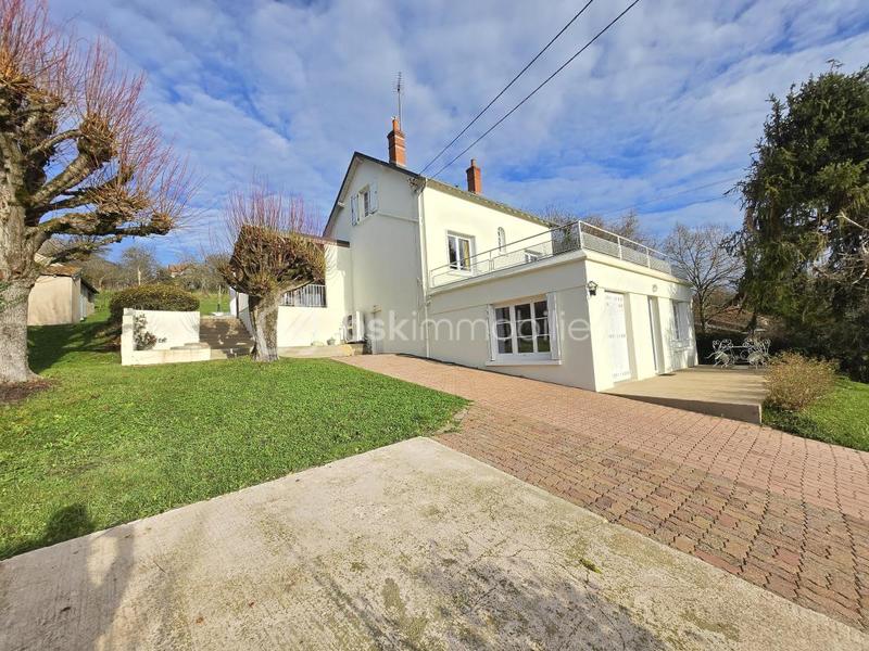 Maison de ville - 169 m² - 7 pièces