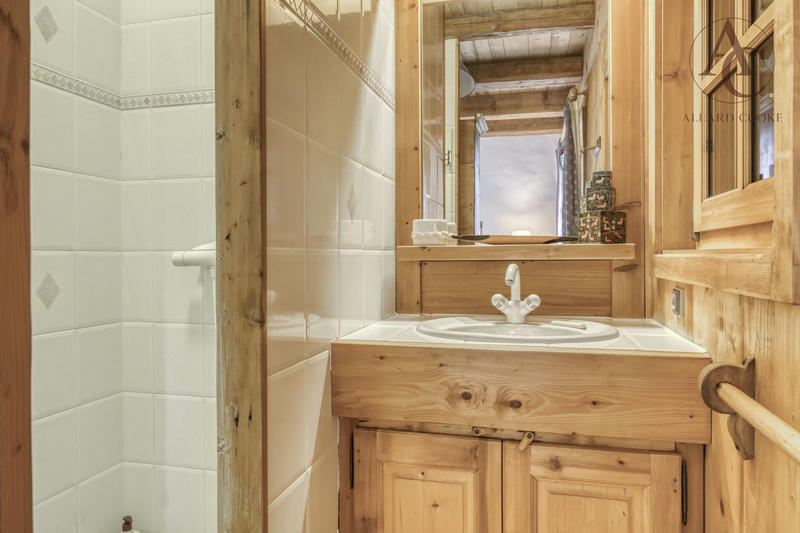 Châlet - 206 m² - 6 pièces