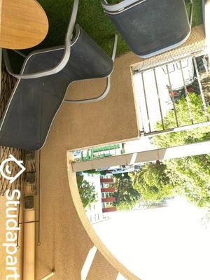 Chambre - 11 m² - 1 pièce