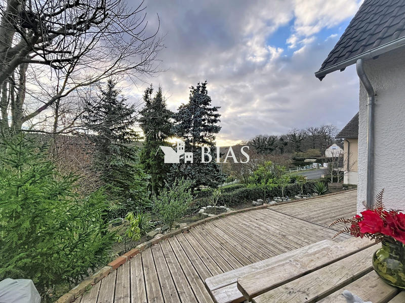 Maison - 130 m² - 6 pièces