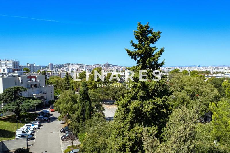 Appartement - 94 m² - 4 pièces