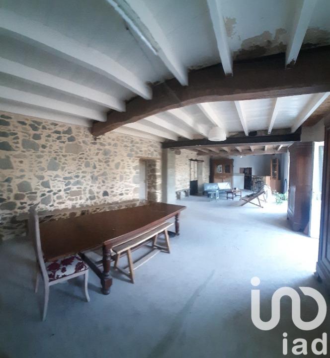 Maison - 228 m² - 8 pièces