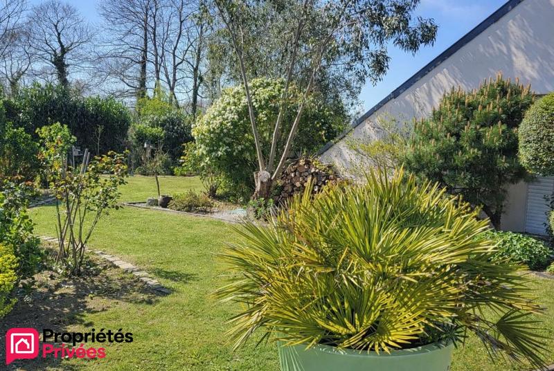 Maison - 229 m² - 9 pièces