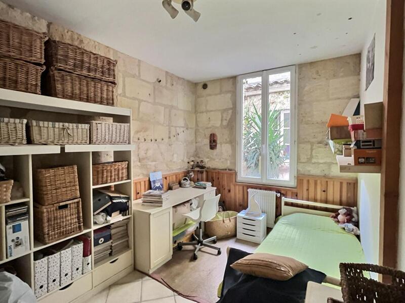 Immeuble - 155 m² - 7 pièces