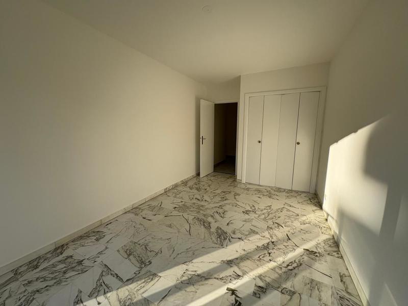 Appartement - 80 m² - 3 pièces