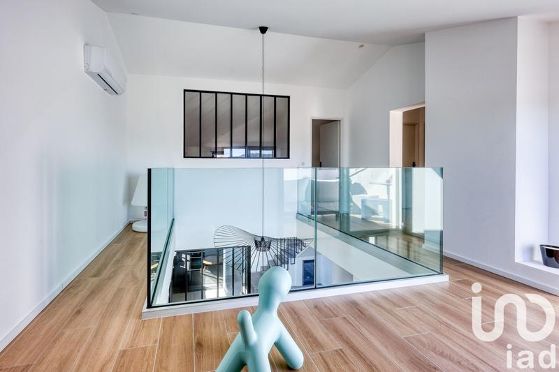 Duplex - 178 m² - 5 pièces