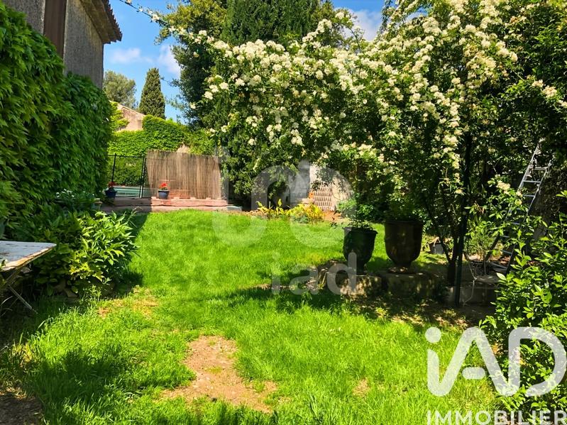 Maison de village - 206 m² - 9 pièces