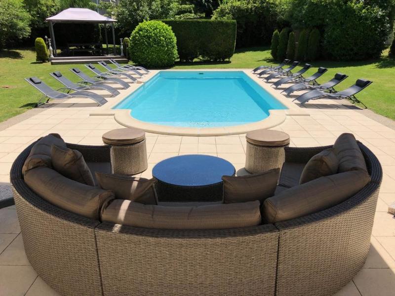 Château - 406 m² - 11 pièces