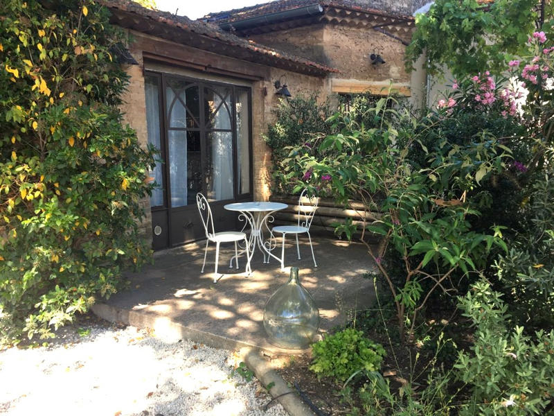 Propriété - 525 m² - 20 pièces