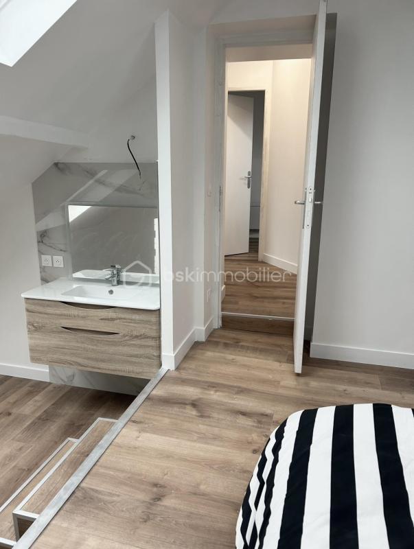 Duplex - 92 m² - 5 pièces