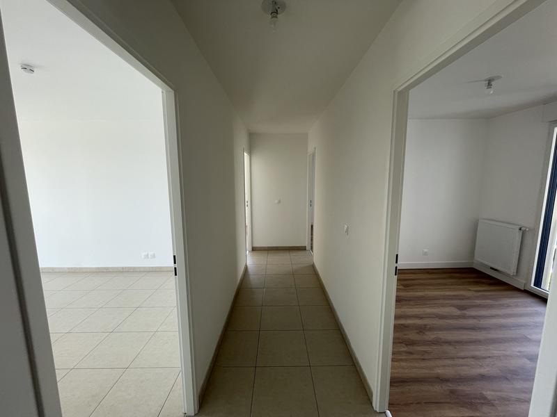 Appartement - 96 m² - 5 pièces