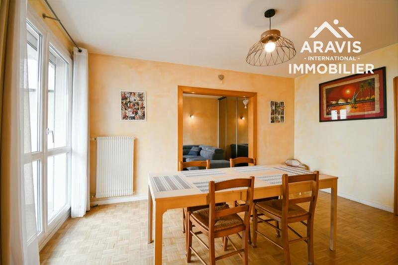 Appartement - 81 m² - 3 pièces