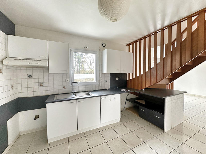 Maison - 92 m² - 6 pièces