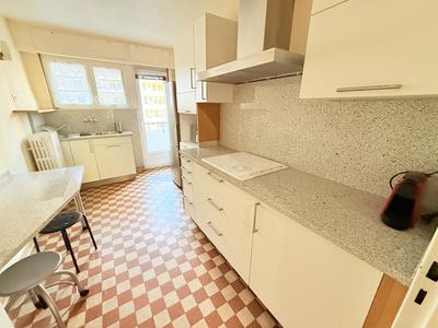 Appartement - 81 m² - 3 pièces