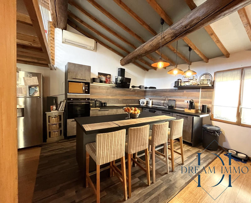 Maison ancienne - 166 m² - 6 pièces