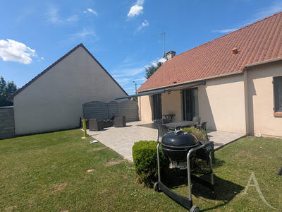 Maison - 95 m² - 6 pièces