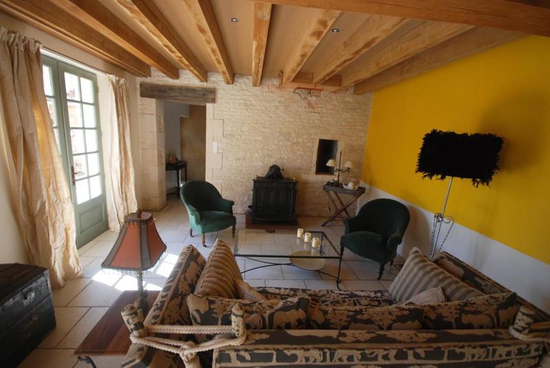 Maison - 218 m² - 7 pièces