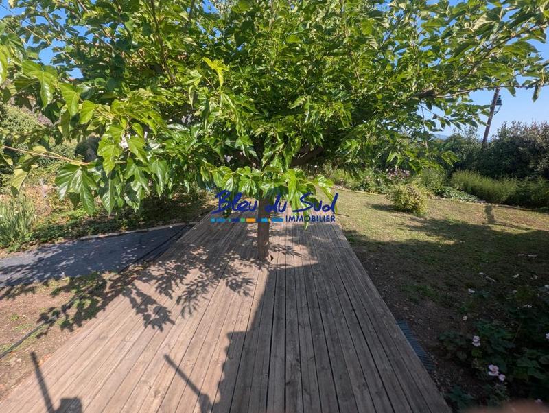 Maison traditionnelle - 81 m² - 4 pièces