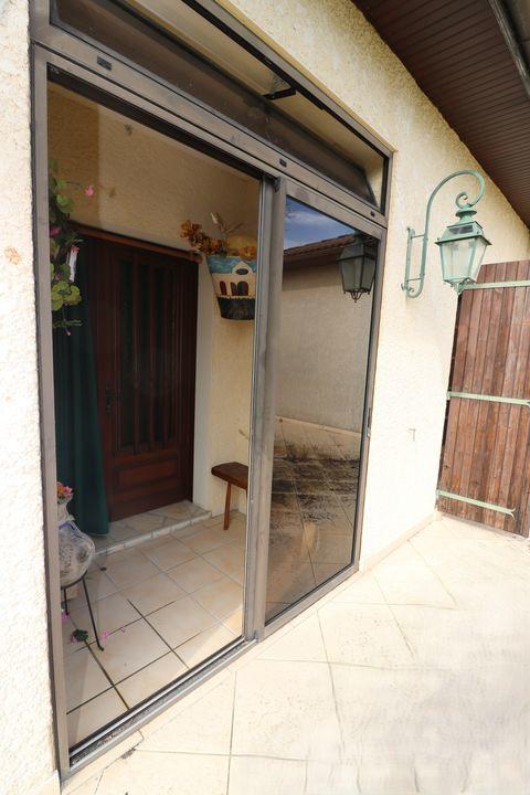 Pavillon - 190 m² - 7 pièces