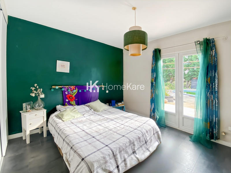 Maison - 200 m² - 5 pièces