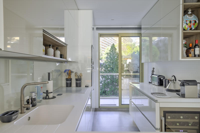 Appartement - 80 m² - 3 pièces