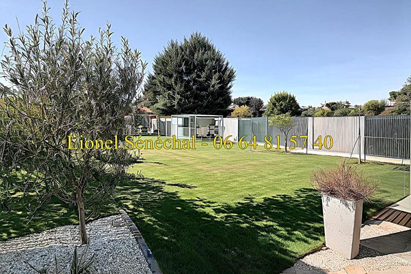 Maison - 120 m² - 9 pièces