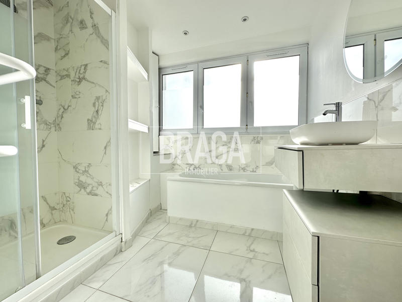 Appartement - 107 m² - 5 pièces