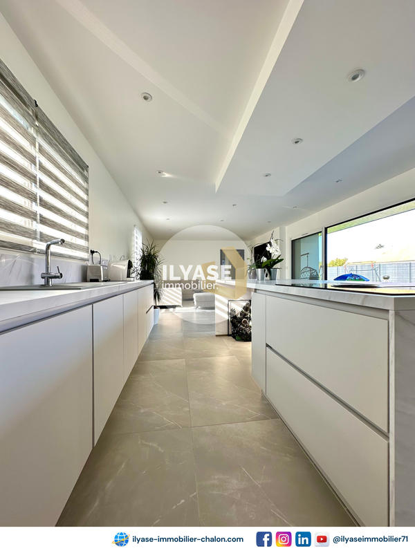 Maison - 130 m² - 4 pièces