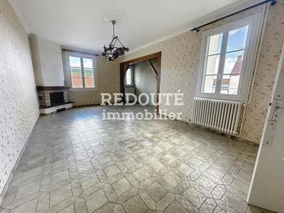 Maison - 135 m² - 5 pièces