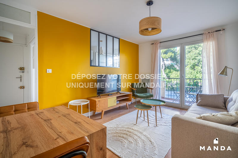 Chambre - 10 m² - 4 pièces