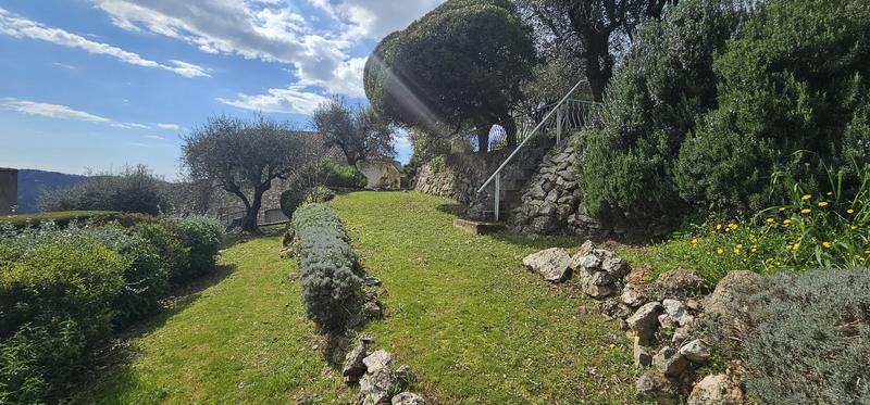 Maison - 210 m² - 10 pièces