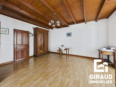 Maison ancienne - 163 m² - 7 pièces