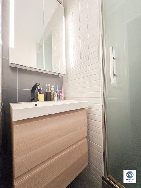 Appartement - 108 m² - 5 pièces