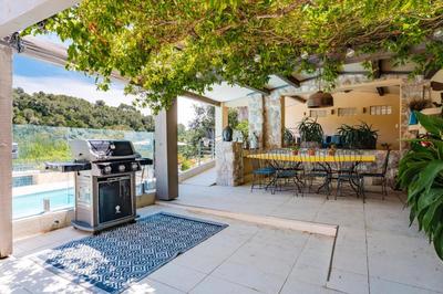 Villa - 280 m² - 8 pièces