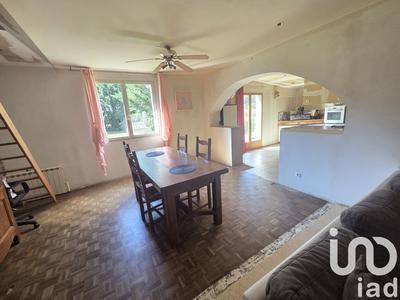 Maison - 104 m² - 6 pièces