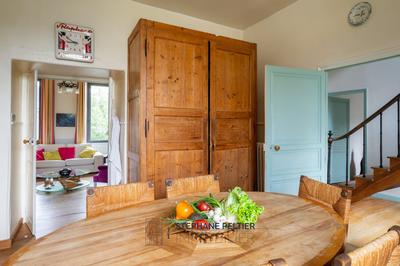 Maison - 300 m² - 9 pièces