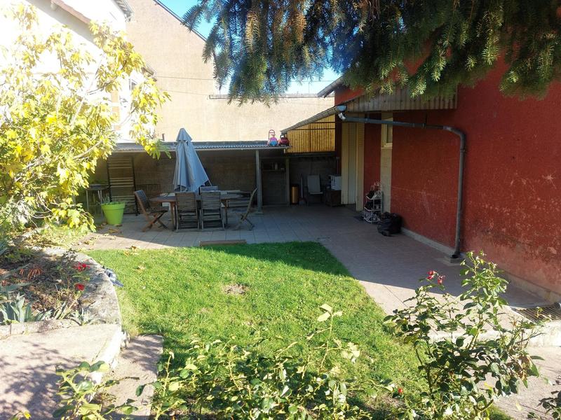 Maison - 123 m² - 8 pièces