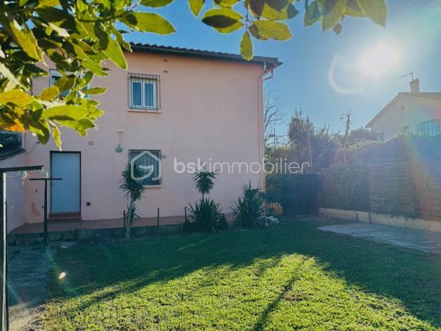 Maison traditionnelle - 135 m² - 6 pièces