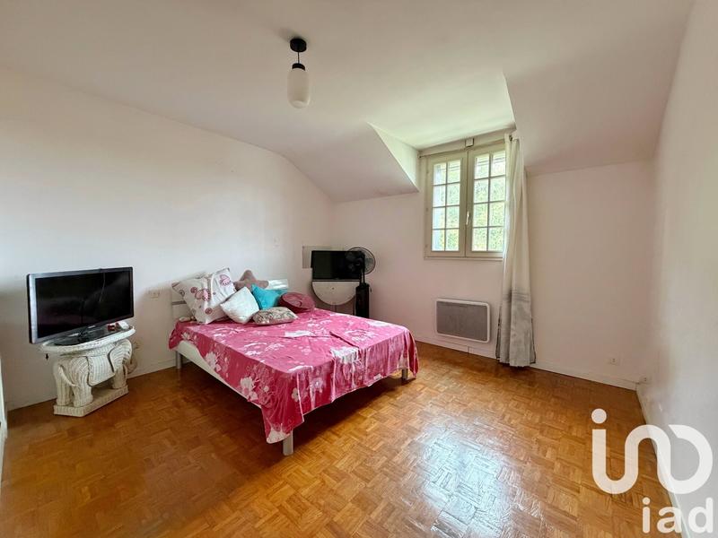 Maison - 150 m² - 8 pièces