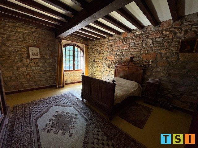 Maison bourgeoise - 384 m² - 6 pièces