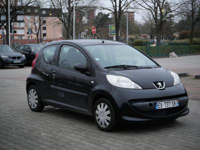 Peugeot 107 1.0i-12v