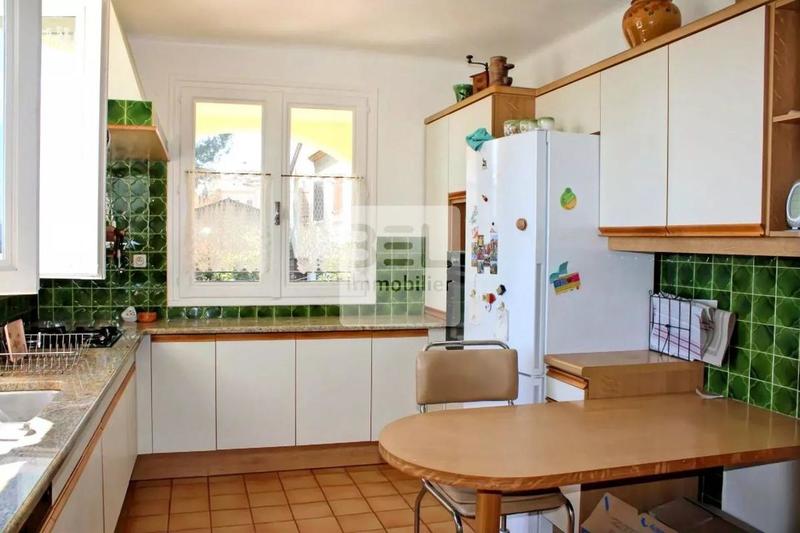 Villa - 228 m² - 10 pièces