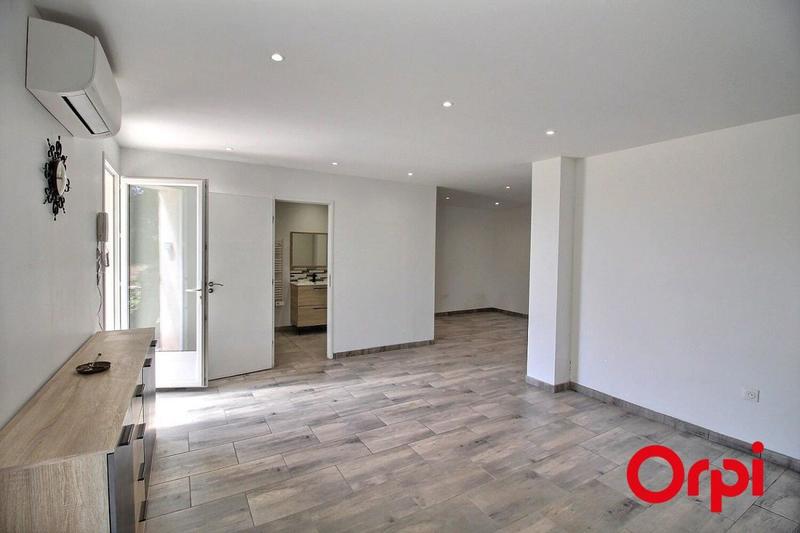 Villa - 184 m² - 6 pièces